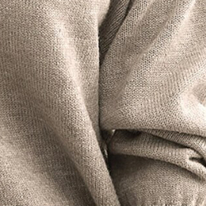 Elle | Elegant V-Neck Sweater
