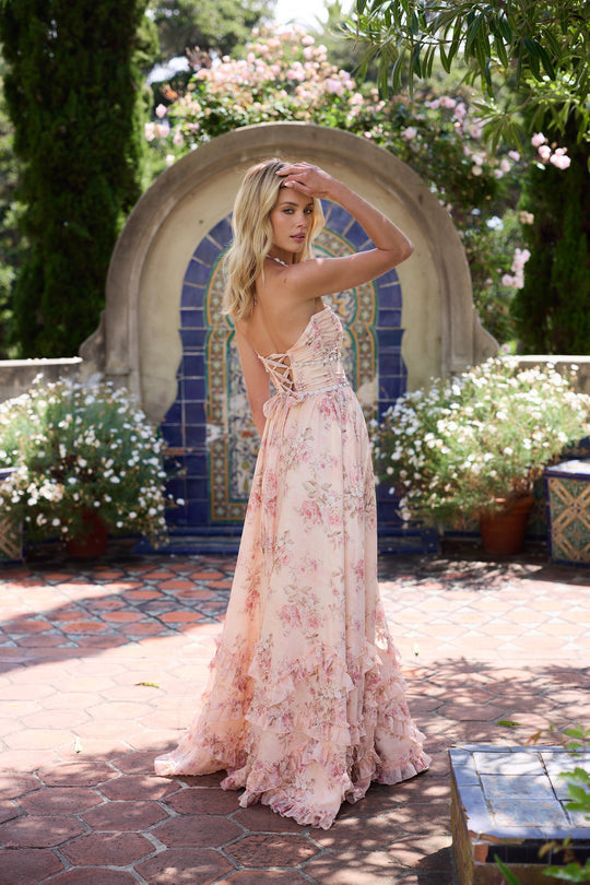 Scarlette | Dress in Peach Tapestry