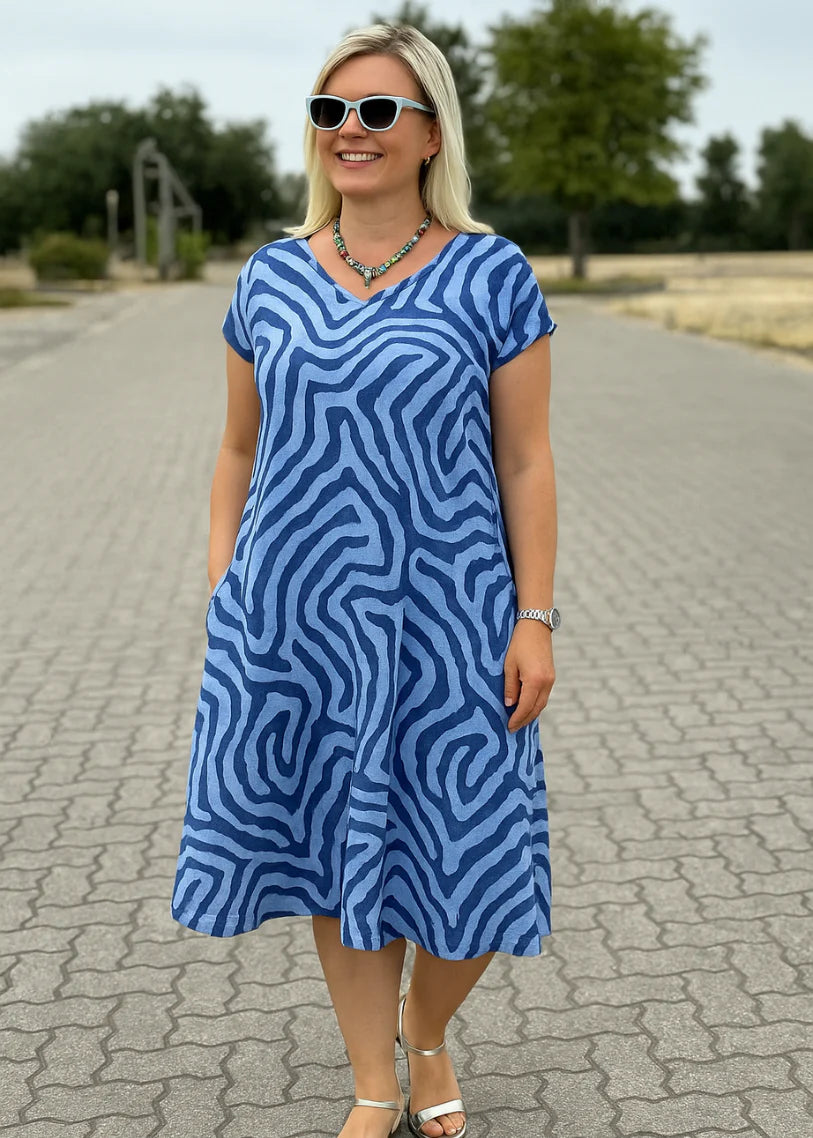 Naika - Midi Dress
