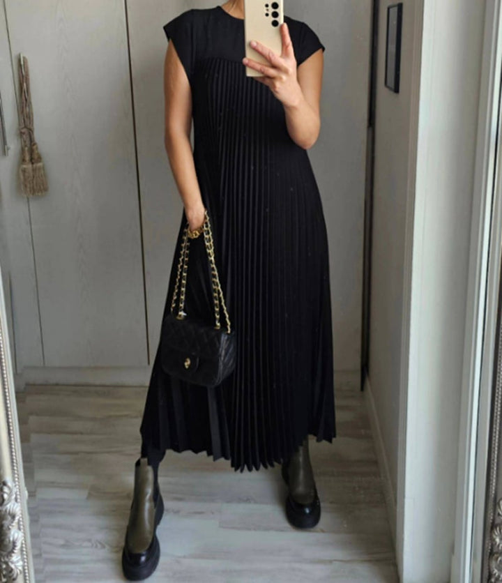 Jolene | Timeless and Comfortable Dress