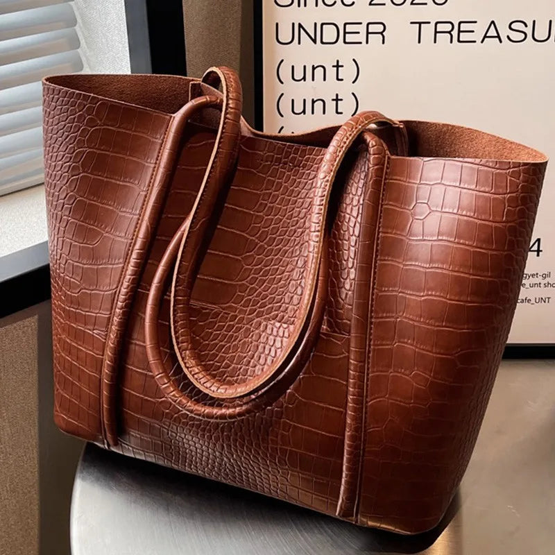 Betina | Croc Leather Shoulder Bag