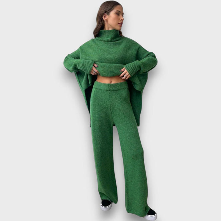 Gevanna | Two-Piece Knitted Set with Roll Neck